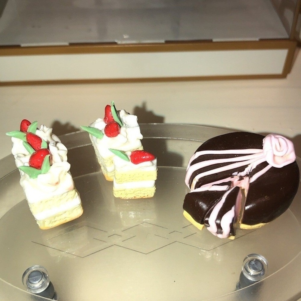 Handmade Dollhouse 1/6‎ Yellow Layer Cake Slice Strawberry Chocolate Miniature